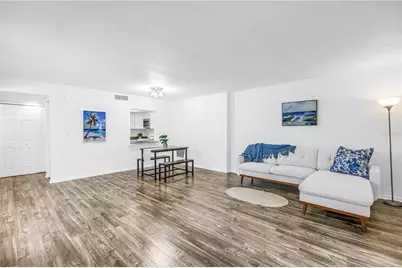 105 4th Avenue NE #220, Saint Petersburg, FL 33701 - Photo 5