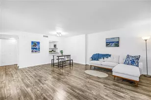 105 4th Ave NE, Saint Petersburg, FL 33701 - Photo 5