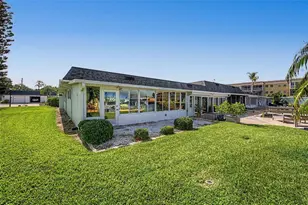 144 Boca Ciega Point Blvd N, Saint Petersburg, FL 33708 - Photo 33