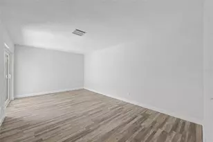 144 Boca Ciega Point Blvd N, Saint Petersburg, FL 33708 - Photo 23