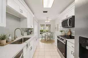 144 Boca Ciega Point Blvd N, Saint Petersburg, FL 33708 - Photo 3
