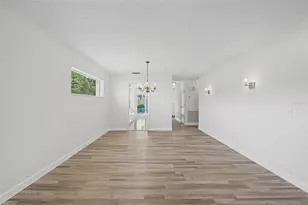144 Boca Ciega Point Blvd N, Saint Petersburg, FL 33708 - Photo 15