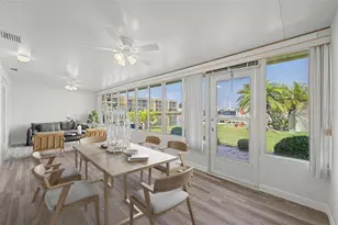 144 Boca Ciega Point Blvd N, Saint Petersburg, FL 33708 - Photo 9