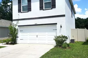 32871 Brooks Hawk Ln, Wesley Chapel, FL 33543 - Photo 21