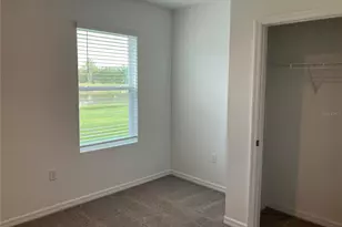 35694 Kinsey Pt, Zephyrhills, FL 33541 - Photo 13