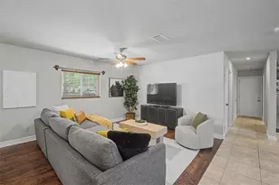 1405 Jen Ma Jo Ln, Lutz, FL 33549 - Photo 9