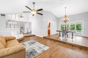 12399 Oaks Ln, Seminole, FL 33772 - Photo 35