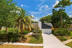 2700 Sedgefield Ct E, Clearwater, FL 33761 - Photo 57