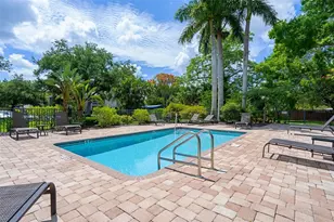 2220 Bahia Vista St, Sarasota, FL 34239 - Photo 41