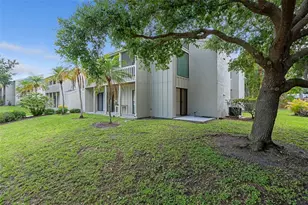2220 Bahia Vista St, Sarasota, FL 34239 - Photo 5