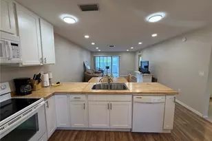 2130 Bancroft Pl, Palm Harbor, FL 34683 - Photo 9