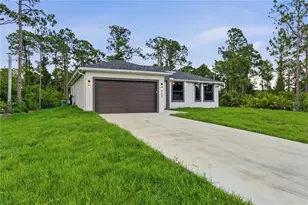 923 Milwaukee Blvd, Lehigh Acres, FL 33974 - Photo 3