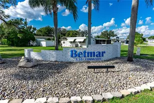 5633 Benton St, Zephyrhills, FL 33542 - Photo 23
