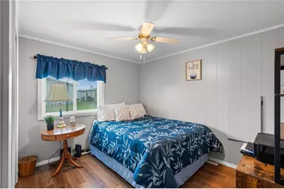 5633 Benton Street, Zephyrhills, FL 33542 - Photo 19