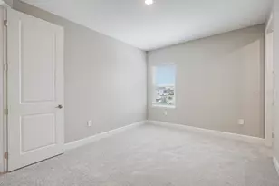 712 Sky Shade Dr, Apollo Beach, FL 33572 - Photo 15