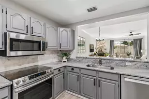 1508 S Bay Villa Pl, Tampa, FL 33629 - Photo 11