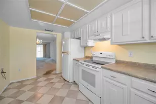 9700 Starkey Rd, Seminole, FL 33777 - Photo 19