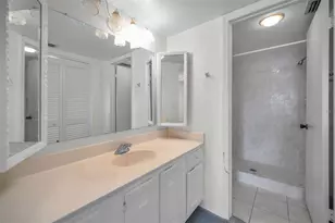 9700 Starkey Rd, Seminole, FL 33777 - Photo 23