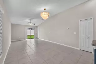 12011 MIracle Mile Dr, Riverview, FL 33578 - Photo 7