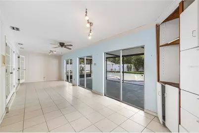 10309 Reclinata Lane, Tampa, FL 33618 - Photo 47
