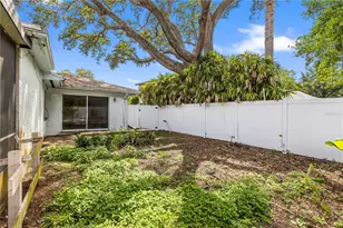 10309 Reclinata Ln, Tampa, FL 33618 - Photo 57