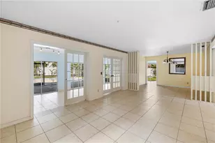 10309 Reclinata Ln, Tampa, FL 33618 - Photo 13