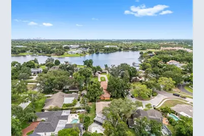 10309 Reclinata Lane, Tampa, FL 33618 - Photo 5