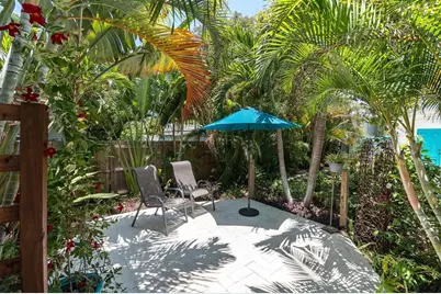 6921 Mango Avenue S, Saint Petersburg, FL 33707 - Photo 51