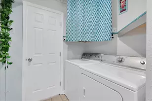 6921 Mango Ave S, Saint Petersburg, FL 33707 - Photo 79