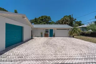 6921 Mango Ave S, Saint Petersburg, FL 33707 - Photo 65