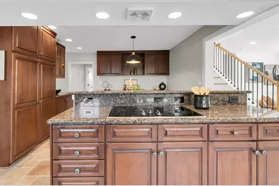 6921 Mango Avenue S, Saint Petersburg, FL 33707 - Photo 17
