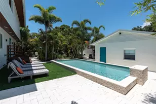 6921 Mango Ave S, Saint Petersburg, FL 33707 - Photo 61