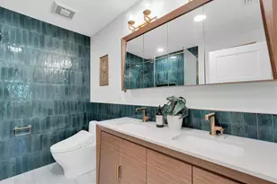6921 Mango Ave S, Saint Petersburg, FL 33707 - Photo 37