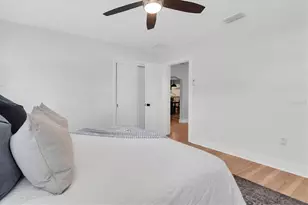 6921 Mango Ave S, Saint Petersburg, FL 33707 - Photo 39