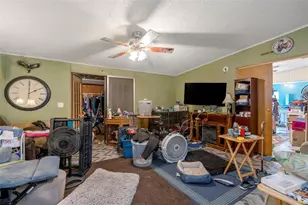 35913 Valleybrook Ave, Zephyrhills, FL 33541 - Photo 13