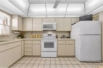 131 Bluff View Drive #308, Belleair Bluffs, FL 33770 - Photo 3
