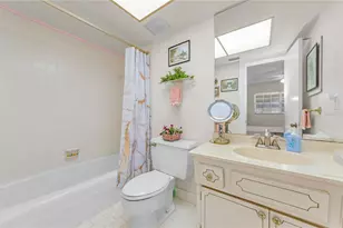 131 Bluff View Dr, Belleair Bluffs, FL 33770 - Photo 15