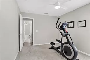 8821 N River Rd, Tampa, FL 33635 - Photo 29