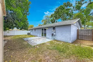 1090 16th Ave SW, Largo, FL 33770 - Photo 59