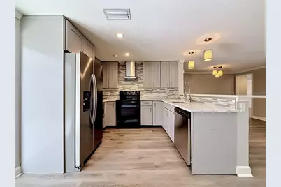 1090 16th Avenue SW, Largo, FL 33770 - Photo 21