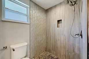 1090 16th Ave SW, Largo, FL 33770 - Photo 33