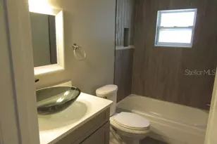 1090 16th Ave SW, Largo, FL 33770 - Photo 9