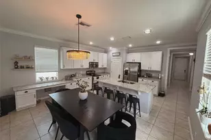 5253 Suncatcher Dr, Wesley Chapel, FL 33545 - Photo 17
