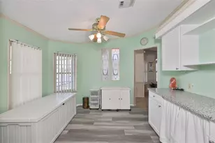 192 S Port Royal Ln, Apollo Beach, FL 33572 - Photo 9