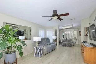 192 S Port Royal Ln, Apollo Beach, FL 33572 - Photo 7
