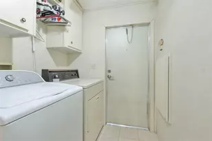 192 S Port Royal Ln, Apollo Beach, FL 33572 - Photo 17