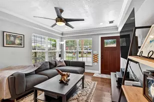 1610 E Paris St, Tampa, FL 33610 - Photo 7