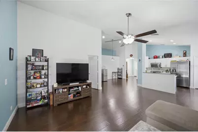 7611 Wiltshire Park Place, Apollo Beach, FL 33572 - Photo 9