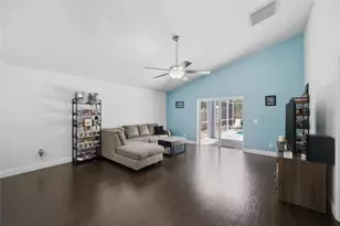 7611 Wiltshire Park Pl, Apollo Beach, FL 33572 - Photo 7