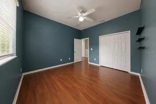 7539 Tamarind Ave, Tampa, FL 33625 - Photo 17